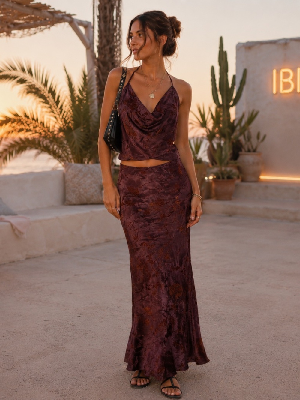 PrettyLittleThing Burgundy Floral 2 Piece Maxi Skirt Set Size Small Halter Open